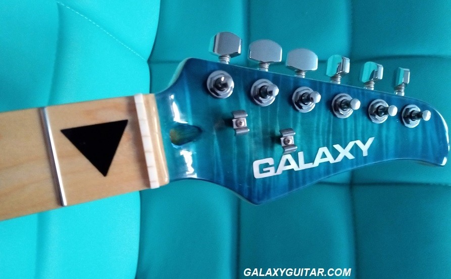 Invader Raptor Hawk headstock locking tuners Caribbean Blue